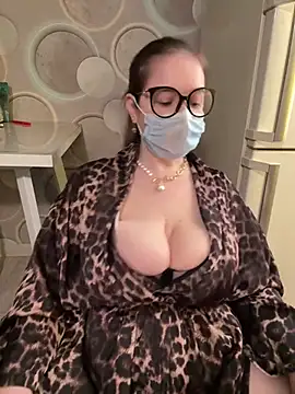 Curvy  Goddess online show from May 8, 3:12 am