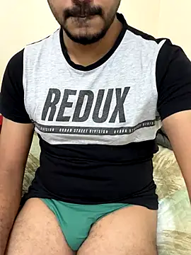 Handsome8677 online show from November 5, 12:38 pm