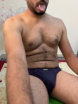 Snapshot of Handsome8677 chatting on April 8, 7:52 am Handsome8677 online show from April 8, 7:52 am