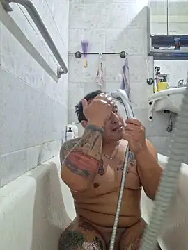 Snapshot of Rueditasss chatting on February 13, 2:13 pm Rueditasss online show from February 13, 2:13 pm