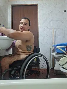 Snapshot of Rueditasss chatting on February 23, 1:52 pm Rueditasss online show from February 23, 1:52 pm