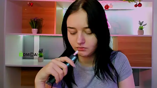 miki ti online show from January 7, 8:39 am