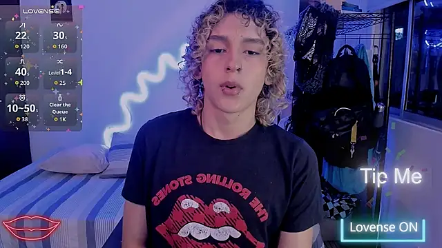 Lyric Mirage online show from February 23, 3:15 am