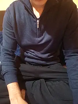 esmermoon online show from February 5, 11:09 pm