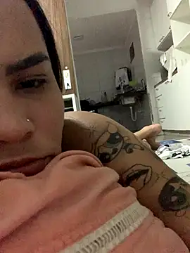 Snapshot of pietra9247 chatting on October 16, 4:57 am pietra9247 online show from October 16, 4:57 am