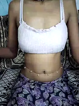 Snapshot of slim_girl69 chatting on October 26, 12:00 pm slim girl69 online show from October 26, 12:00 pm