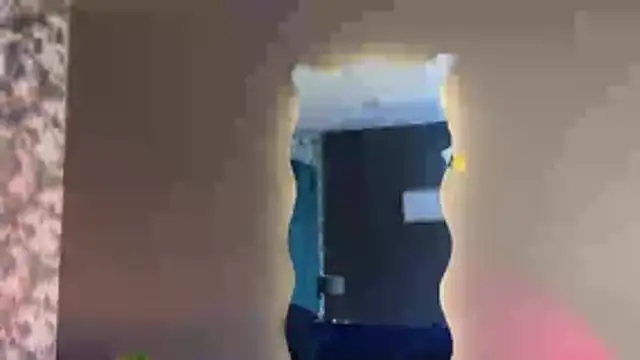 Aaron Eze online show from November 22, 8:30 pm