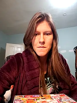 Snapshot of Skullmilf25 chatting on October 31, 2:51 pm Skullmilf25 online show from October 31, 2:51 pm