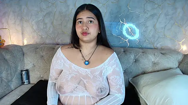 lilithst  online show from November 12, 9:36 pm