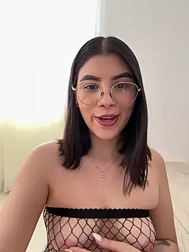 Julietalcl online show from December 3, 9:13 pm