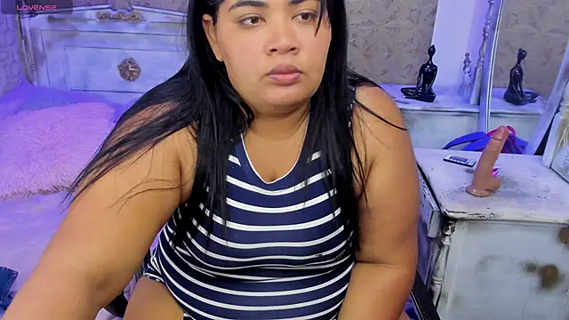 Sara clk online show from April 12, 6:02 pm