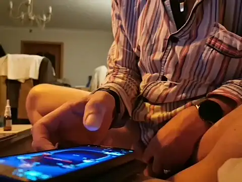 Snapshot of jokke1975 chatting on October 20, 12:44 am jokke1975 online show from October 20, 12:44 am