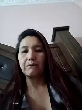 Bigtitsass81 online show from October 19, 12:28 pm