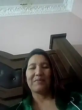 Bigtitsass81 online show from October 21, 7:03 pm