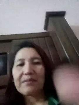 Bigtitsass81 online show from November 15, 3:19 pm