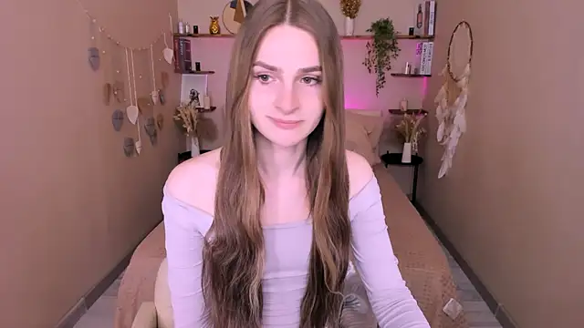 Snapshot of RoxyMorris chatting on May 6, 8:08 am RoxyMorris online show from May 6, 8:08 am