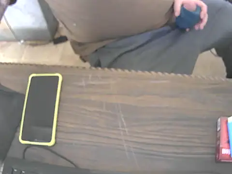 awynn1980 online show from February 9, 6:01 pm