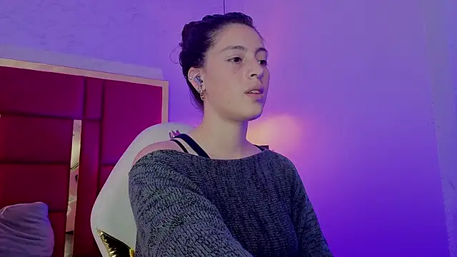 moon winy online show from April 12, 11:37 am