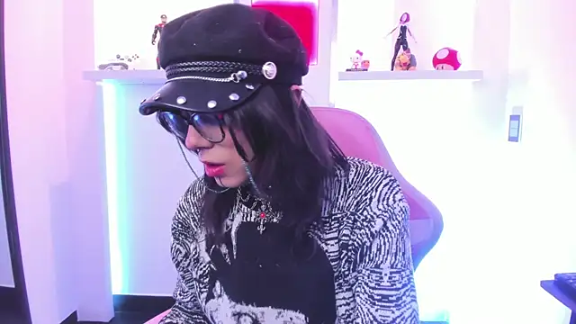 Lullaby Charade online show from November 11, 11:43 am