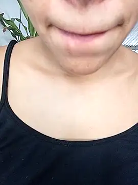 Snapshot of single_virgin chatting on November 4, 3:00 pm single virgin online show from November 4, 3:00 pm