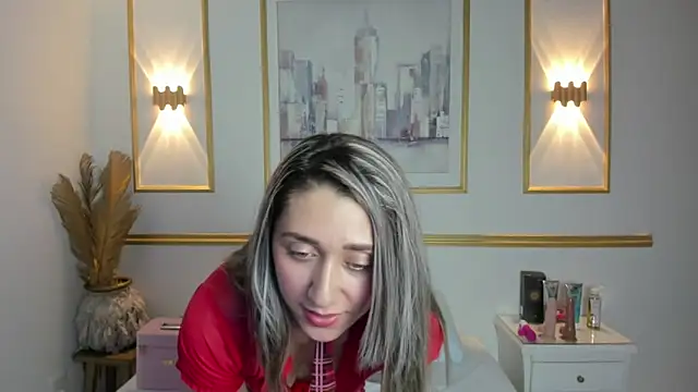 Snapshot of karlyy_ chatting on October 29, 7:15 pm karlyy online show from October 29, 7:15 pm