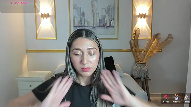 Snapshot of karlyy_ chatting on January 8, 7:27 pm karlyy online show from January 8, 7:27 pm