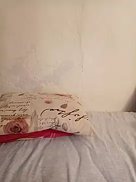 Snapshot of miamia21 chatting on February 27, 8:14 am miamia21 online show from February 27, 8:14 am