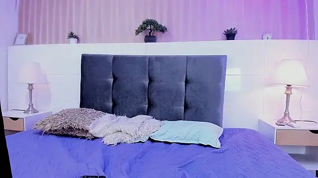 Snapshot of Anto_Nella_ chatting on October 16, 2:18 pm Anto Nella online show from October 16, 2:18 pm