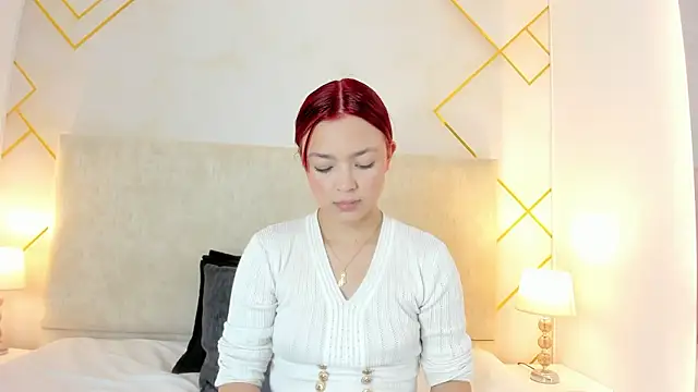 Martinaa Garcia online show from February 12, 7:31 pm