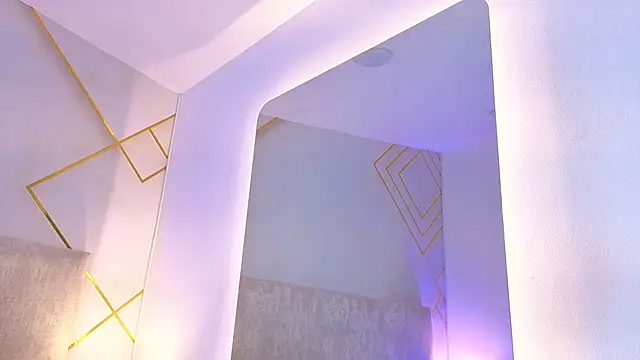 Snapshot of Martinaa_Garcia chatting on May 1, 7:29 pm Martinaa Garcia online show from May 1, 7:29 pm