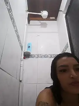 Snapshot of nicole-roman chatting on May 8, 2:33 pm nicole-roman online show from May 8, 2:33 pm