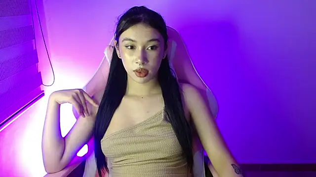 kathy de online show from April 8, 1:38 am