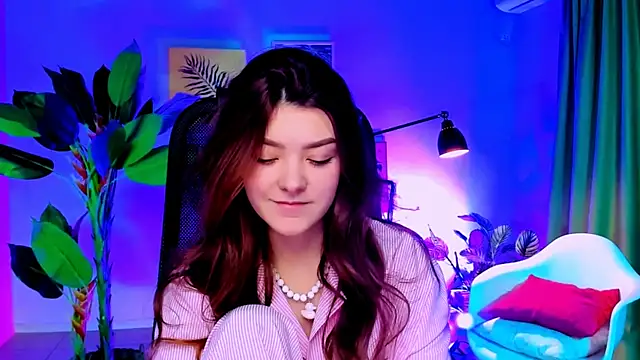 AnaSteisher online show from November 22, 1:43 pm