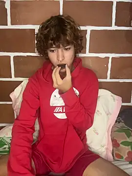 JoelnClouds online show from April 2, 8:39 pm