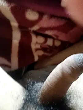 Soumyajit129ommk online show from January 14, 3:01 am