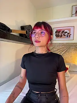 Emma duff online show from April 15, 7:43 pm