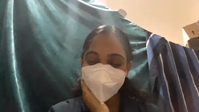 Snapshot of shainiasha1 chatting on June 2, 5:26 pm shainiasha1 online show from June 2, 5:26 pm