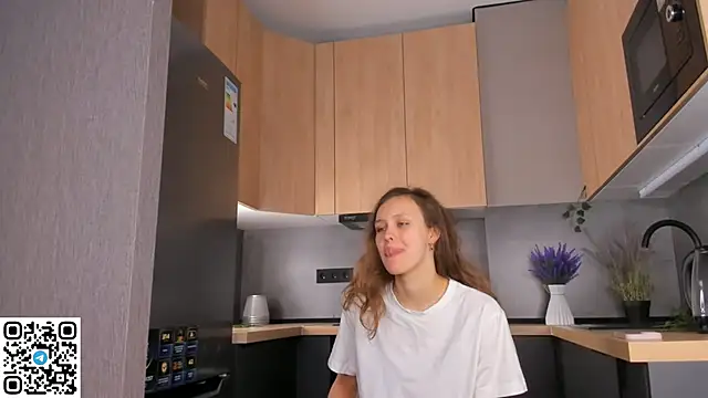 FoxFever online show from November 24, 7:19 am