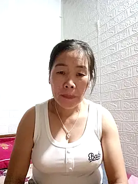 tabby-cat11 online show from November 6, 3:18 am