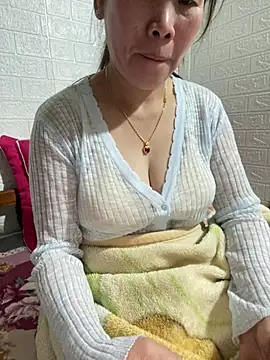 tabby-cat11 online show from January 10, 3:14 pm