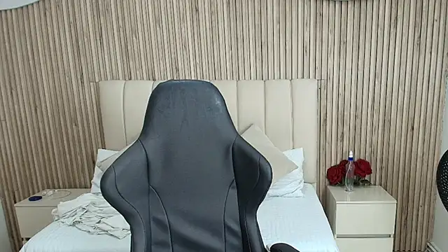 Aziz daud online show from October 24, 12:01 pm