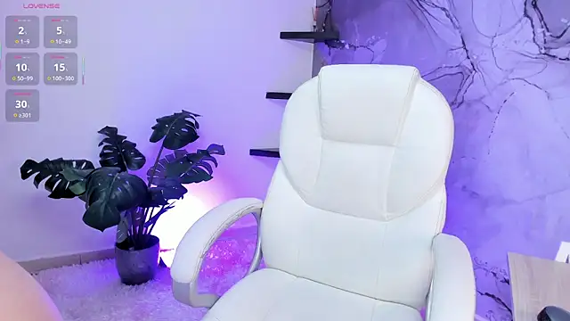 IamAdara online show from December 17, 2:56 pm