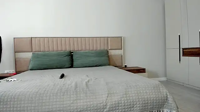 yourerror 404 online show from December 20, 4:08 am