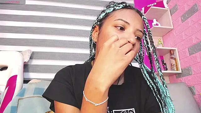 Zoe Rider online show from December 19, 12:34 pm