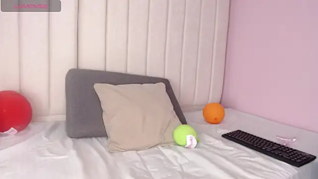 miel alisha online show from November 26, 12:39 pm