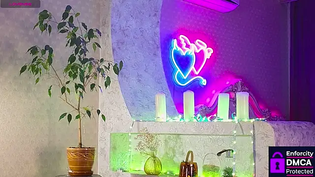 DoubleMeow online show from January 14, 1:39 pm