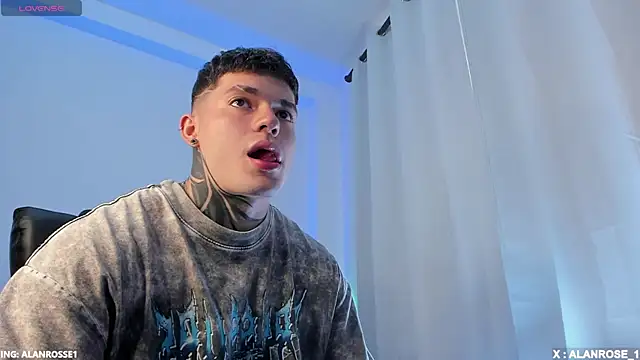 AlanRose01 online show from October 31, 7:26 pm