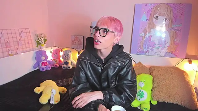 Strawberry Kitty  online show from November 5, 1:44 pm