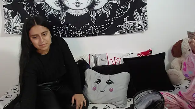 emily n abby online show from October 27, 12:20 pm