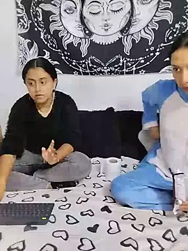 emily n abby online show from May 20, 1:39 pm